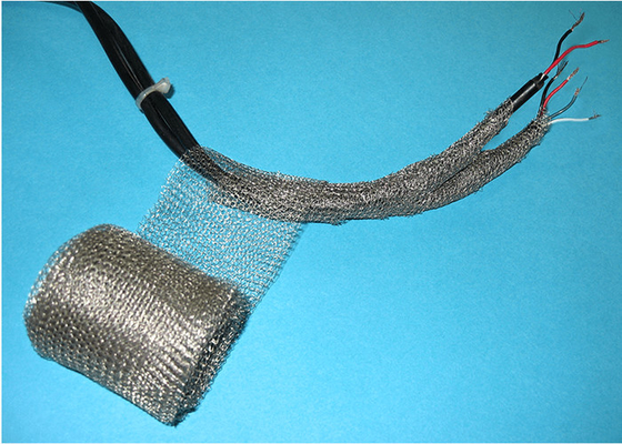 EMI Kablolarını Korumak İçin 50mm WrapShield Örme Hasır Conta